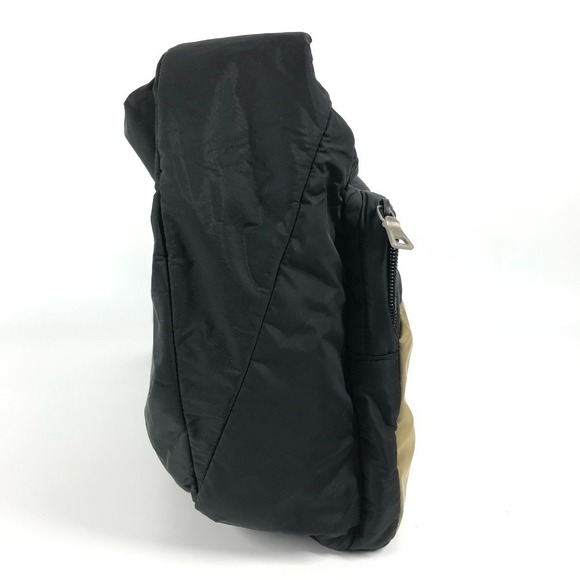 Prada logo crossbody bag pochette shoulder nylon black - Picture 4 of 15